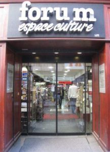 entrée de la librairie Forum St Etienne